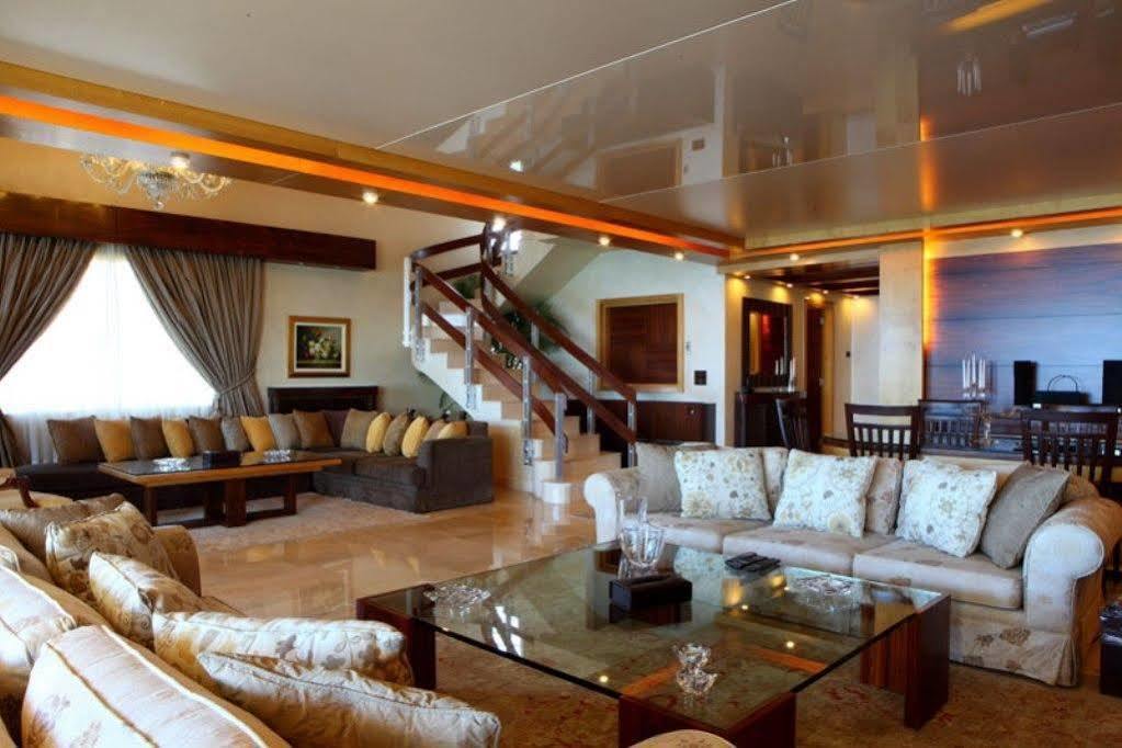 Lahoya Suites Beirute Exterior foto