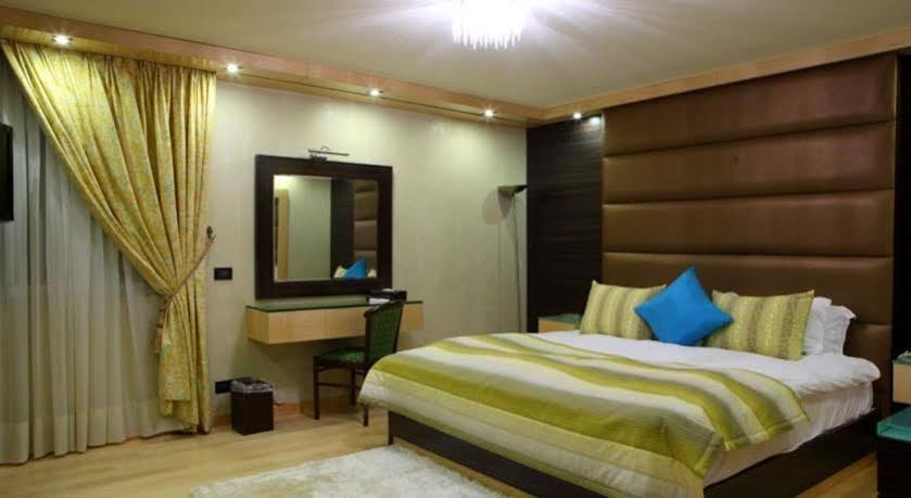Lahoya Suites Beirute Exterior foto